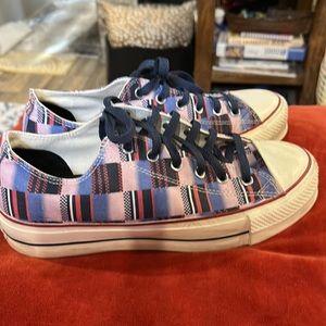 Converse women’s platform size 11